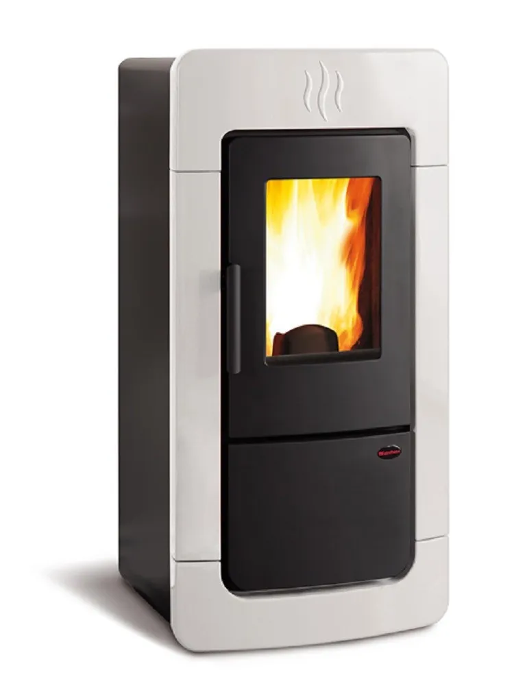 TERMOSTUFA A PELLET STUFA NORDICA EXTRAFLAME DIADEMA ACS IDRO 31 kW bianca