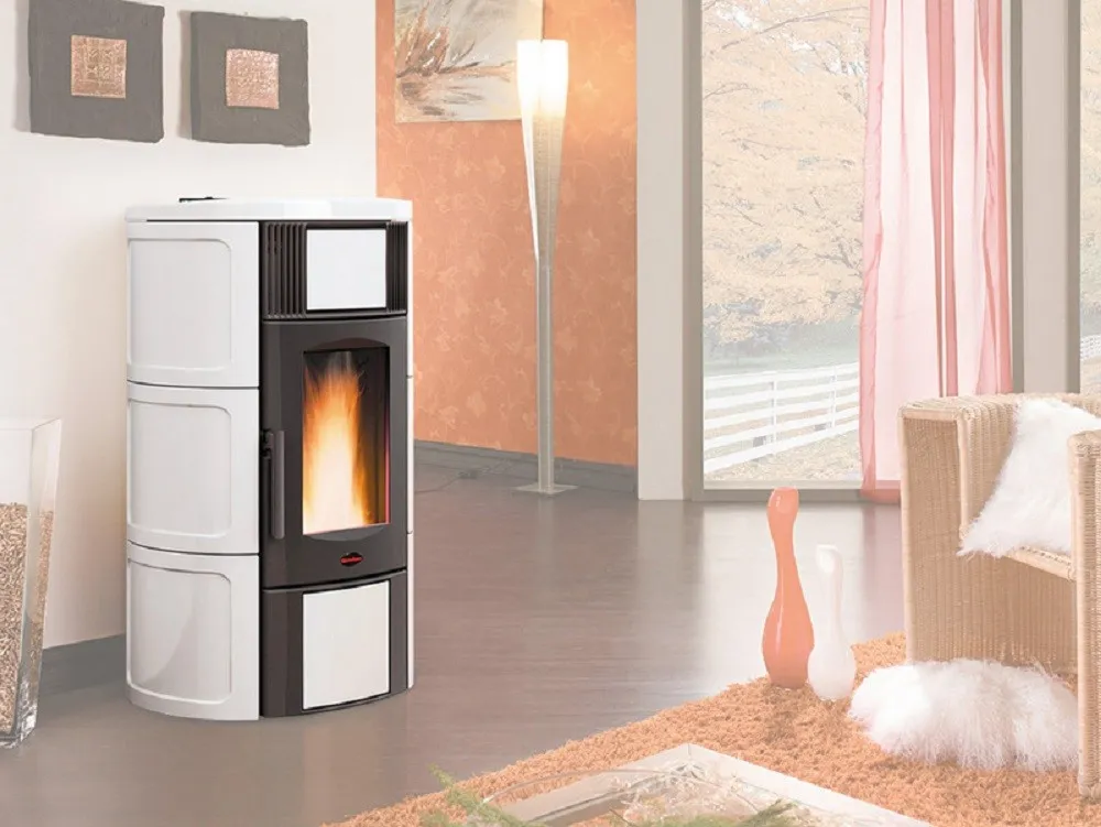 TERMOSTUFA A PELLET STUFA NORDICA EXTRAFLAME mod. ISIDE IDRO 20 kW Bianca