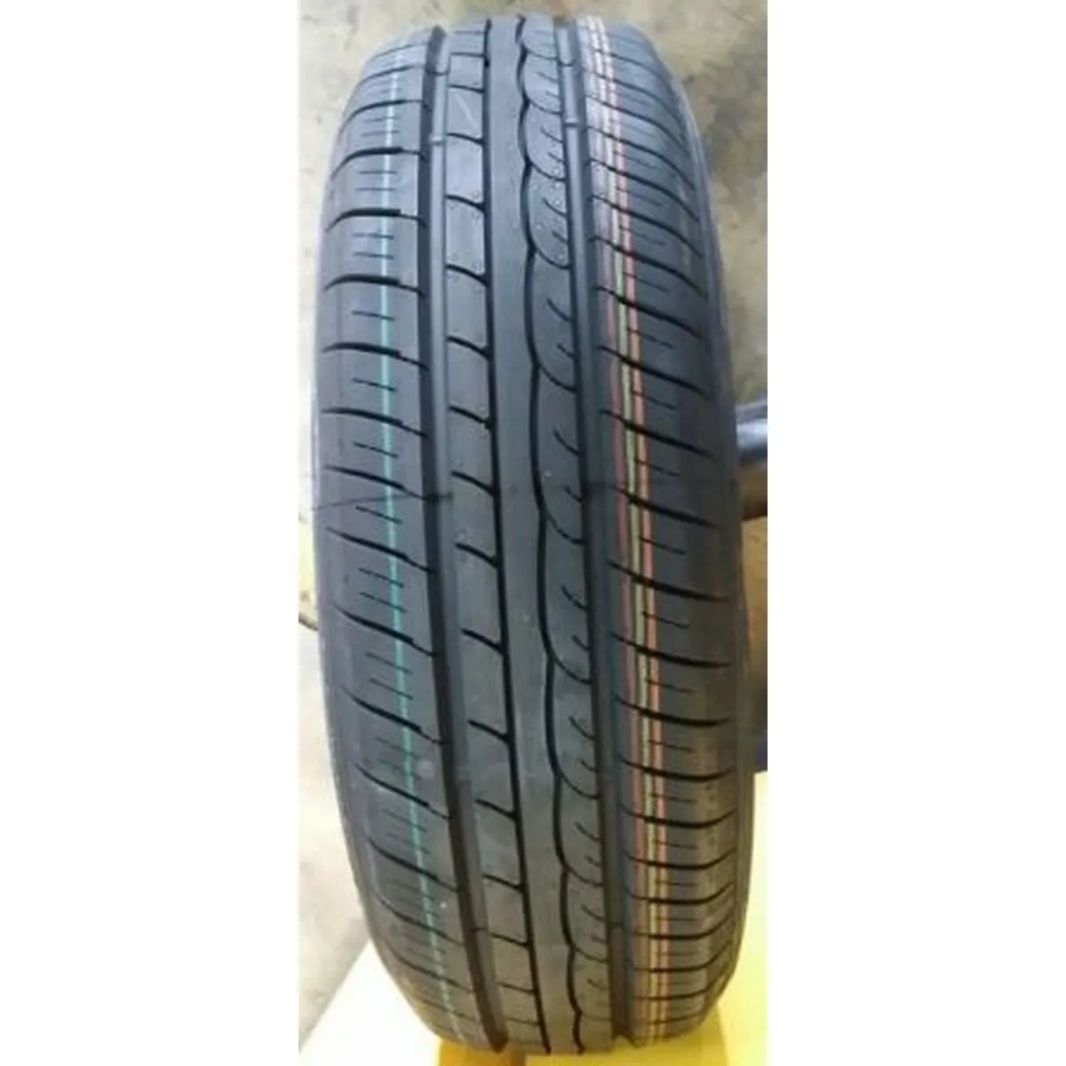 Pneumatici Auto Dunlop SP SPORT FASTRESPONSE 175/65HR15