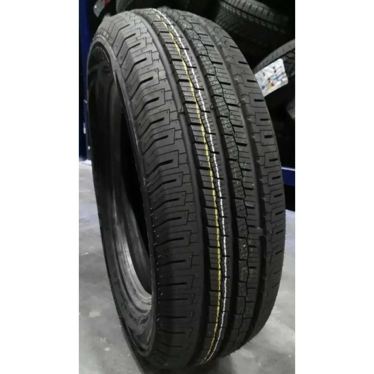 Pneumatico Furgone Tracmax ALL SEASON VAN SAVER 235/65R16C