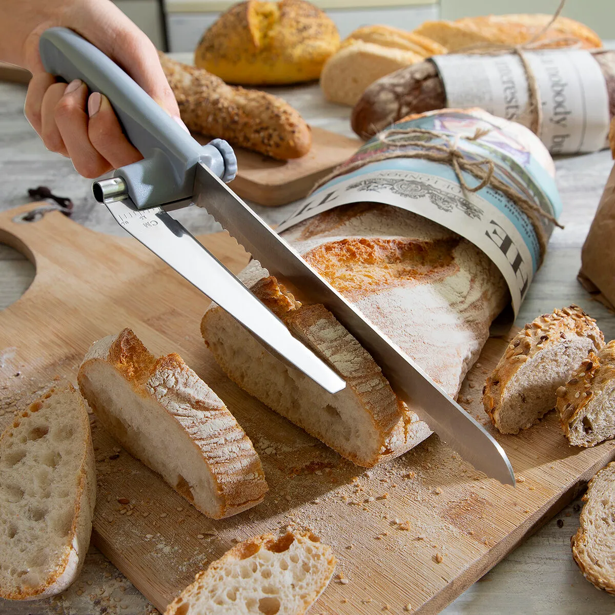 Coltello da Pane con Guida di Taglio Regolabile Kutway InnovaGoods