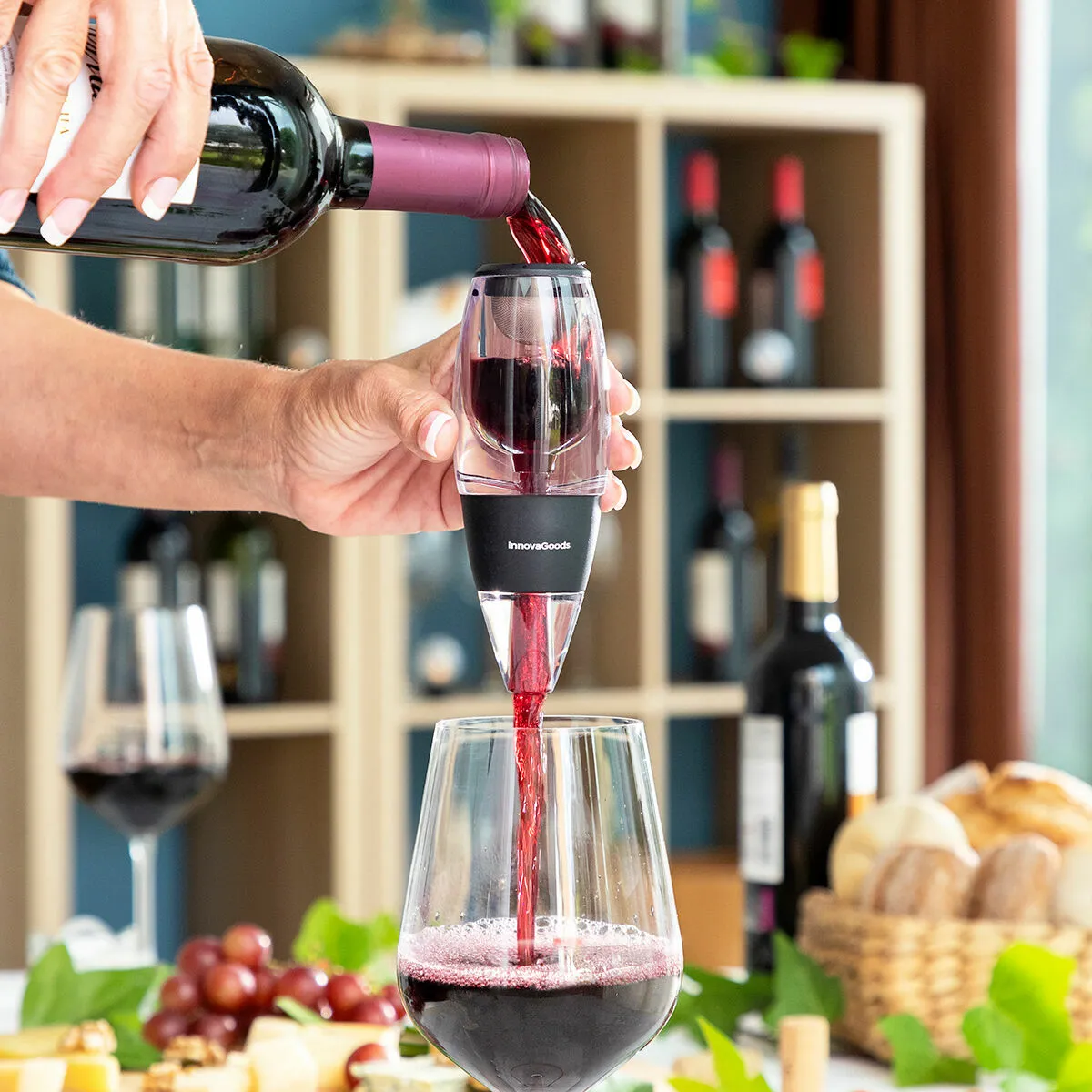 Aeratore per Vino con Filtro, Supporto e Custodia Wineir InnovaGoods