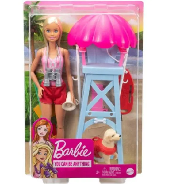 BARBIE SPORTS COACH PLAYS...